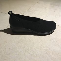 Clarks Collection Sashlyn Style Women’s Slip On