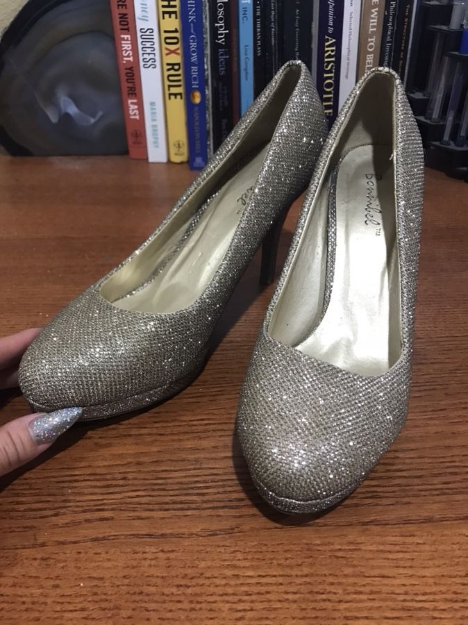 Gold glitter heels size9