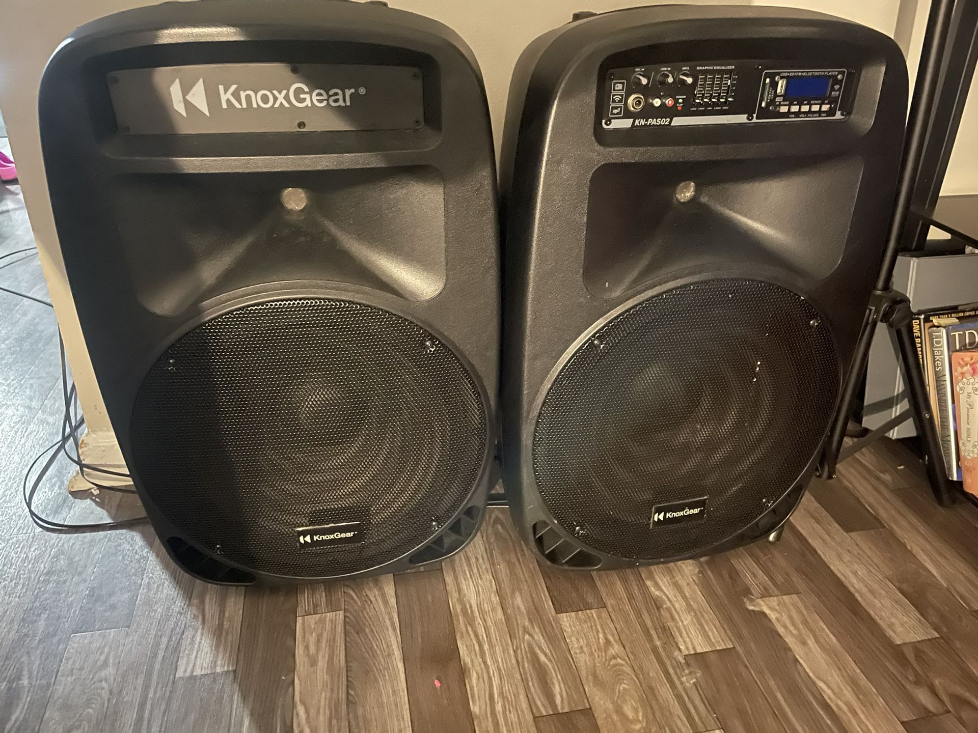 Knox Gear Speakers/Woofer
