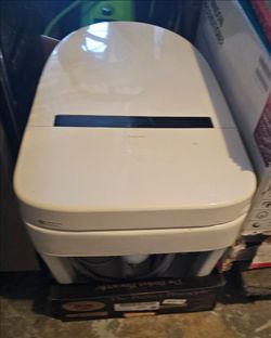 WHITE DEER VALLEY SMART TOILET.....$ 300