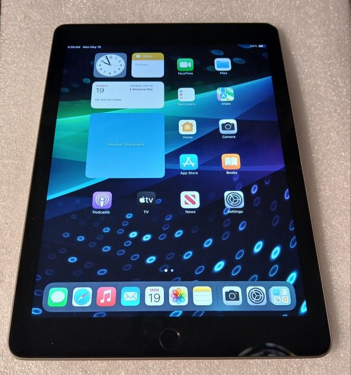 Apple..I Pad Excellent Condition $75