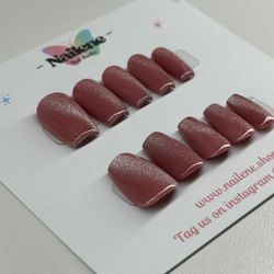 Cat Eye 30 Pc Press On Nail Set