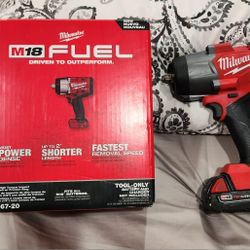 Milwaukee M18 FUEL 1/2" High Torque Impact Wrench w/ Friction Ring 2967-20 (Tool & Battery)
