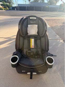 Graco 4Ever DLX 4-in-1 Convertible Car Seat – Good Condition
