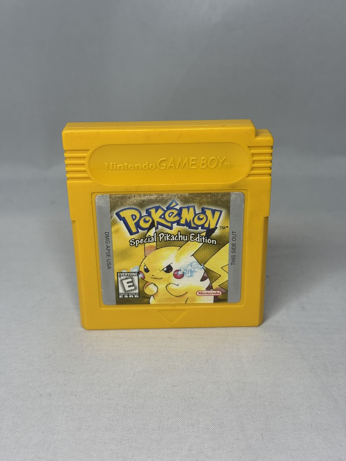 Pokémon Yellow Version Gameboy Game