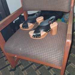 Anthropologist Clogs