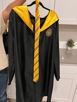 Adult Hufflepuff Robe , Tie and Skirt (L)