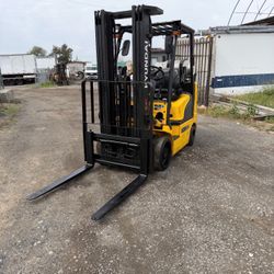 Forklift 