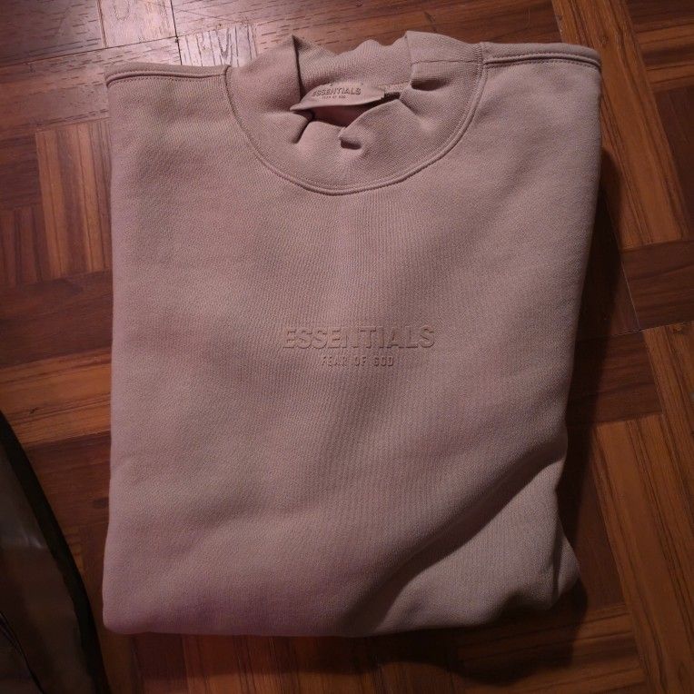 Essentials Sweatshirt