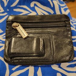 Brookstone Sm Black Zip Pouch For $ Or Keys Etc
