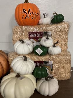 Pumpkin decor