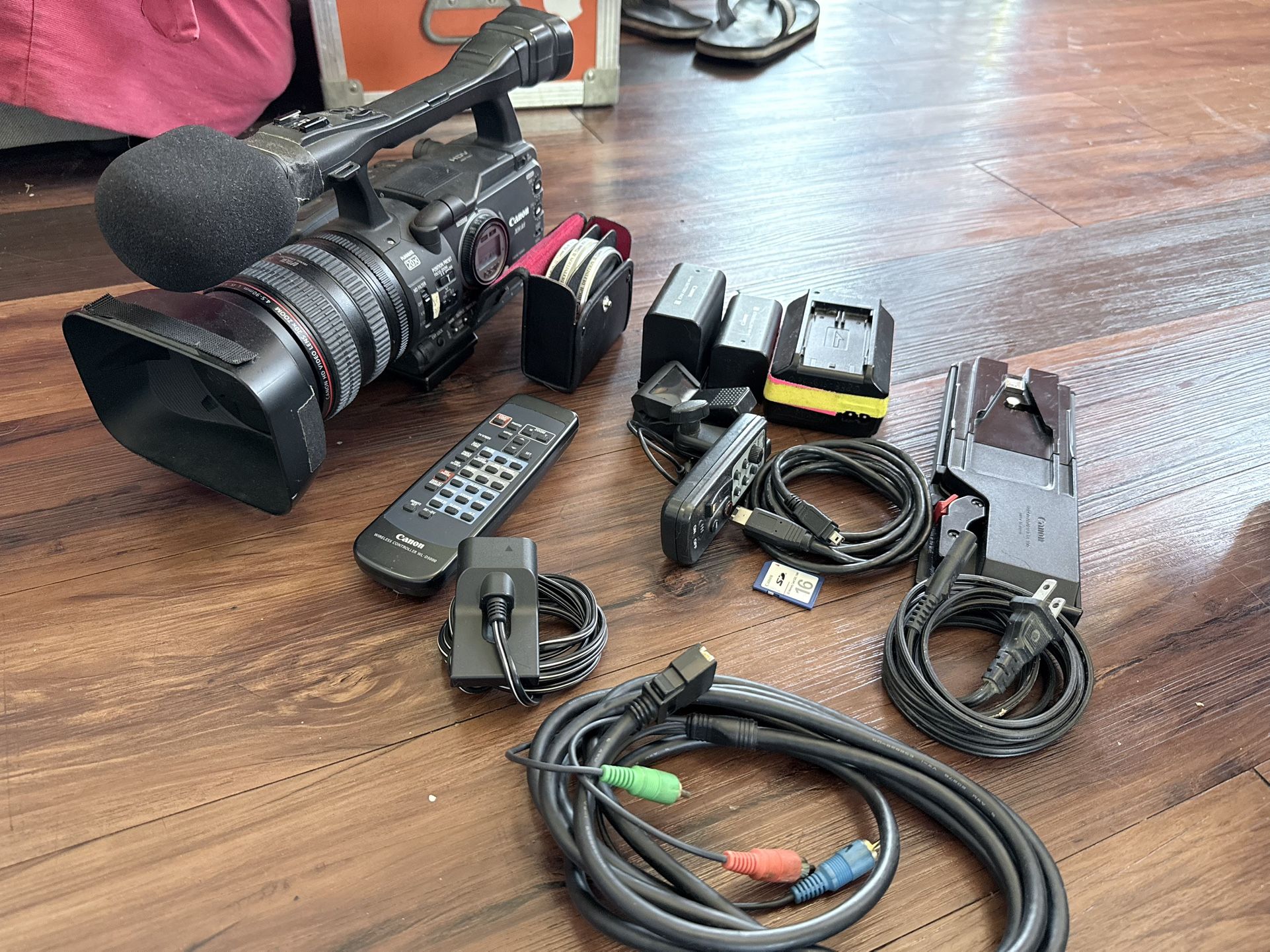 Canon XH A1 Pro Camera Package