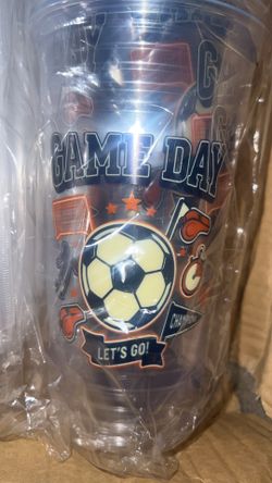 32 oz reusable plastic Soccer Cups *BRAND NEW*