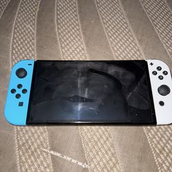 Nintendo switch Oled bundle