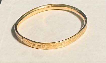 Vintage 12K Gold Filled GF Baby Bangle Hinged Bracelet Ornate