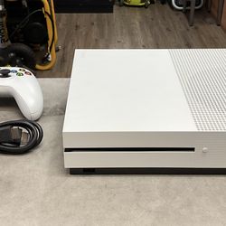 Microsoft Xbox One S Console Complete 