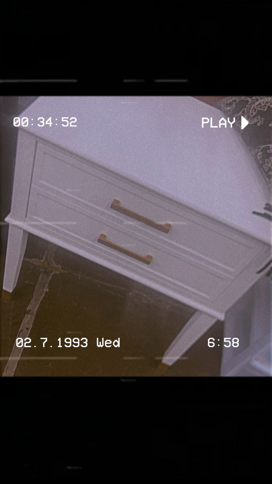 White night Stand