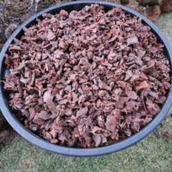Rubbish Bin Filled With 120 Lbs Rubber Mulch 