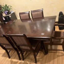 Dining Room Table And 6 Chairs 