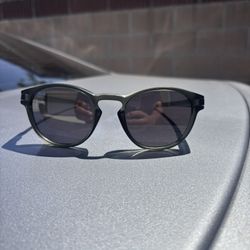 Oakley Sunglasses Latch 