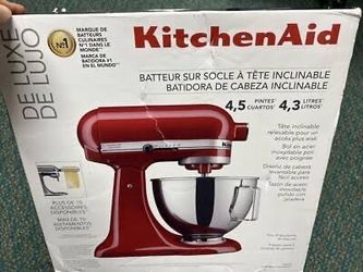 KitchenAid Deluxe 4.5-Quart Tilt-Head Stand Mixer
