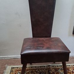 1970’s Mid Century Style Men’s Valet Chair by Nova Product