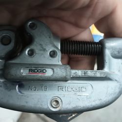 Rigid Number 15 Conduit And Tubing Cutter