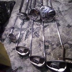 Complete Set Of TaylorMade Golfclubs