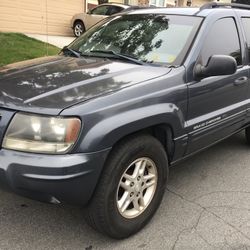 •••••2004 Jeep Grand Cherokee S.E. •••••