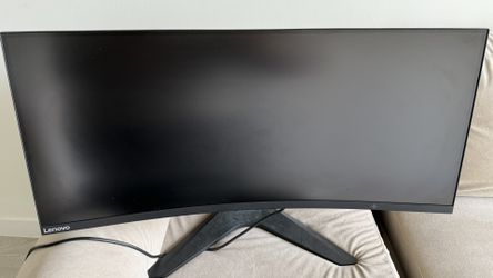 Lenovo Ultra Wide Curved Monitor (3440x1440P 34’)