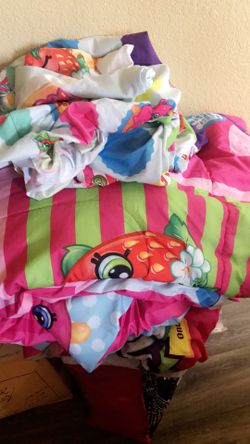 2 twin shopkin bed sets