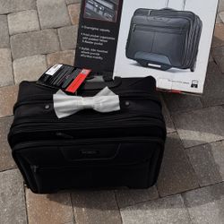 NEW Samsonite Rolling Laptop / Mobile Office Briefcase – With Box