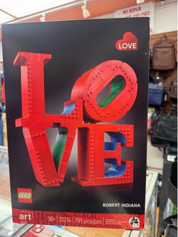 LEGO Art Robert Indiana LOVE (31214) Collectible Building Set - 791 pieces