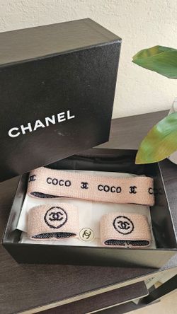Chanel sweatband set