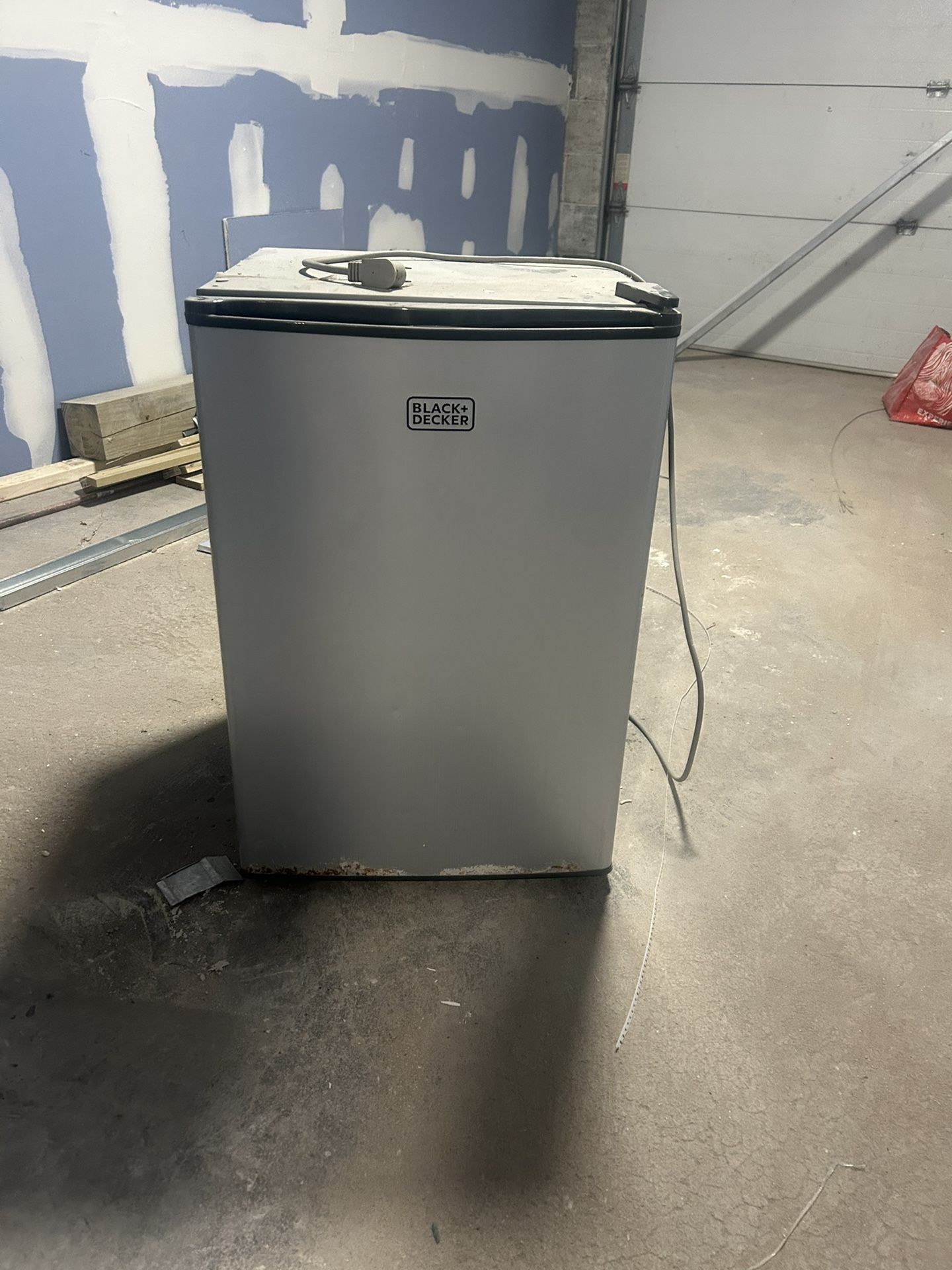Mini Fridge Black Decker