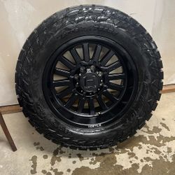 35 X 12.5 R20LT  AMP R/T