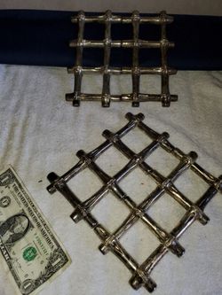 VINTAGE PAIR OF HEAVY METAL TRIVETS & DOZENS more items posted here