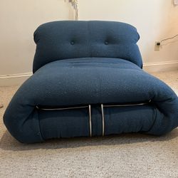 Soriano Style Lounge Chair 