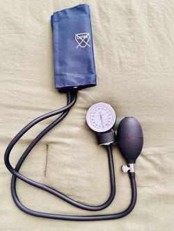 Aneroid Sphygmomanometer Blood Pressure Cuff