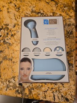 Global Beauty Care Premium Power Brush Skin Cleansing System, a 2-speed electric facial cleansing