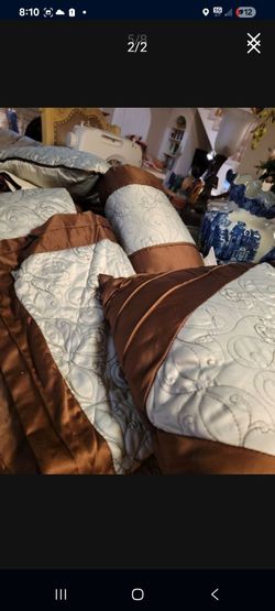 Luxurious Queen Size Satin Comforter Set