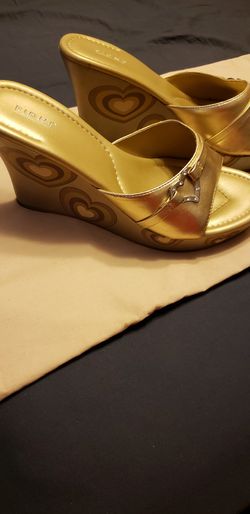 Size 7 gold