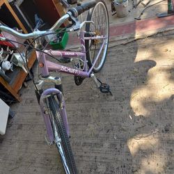 Bike  SCHWINN  MERGE  27inch 21Speed New Tires And Tubes Work Perfect Confortaple Seat Like New 