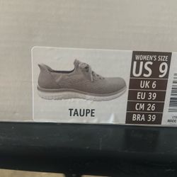 Skechers Women Shoes 