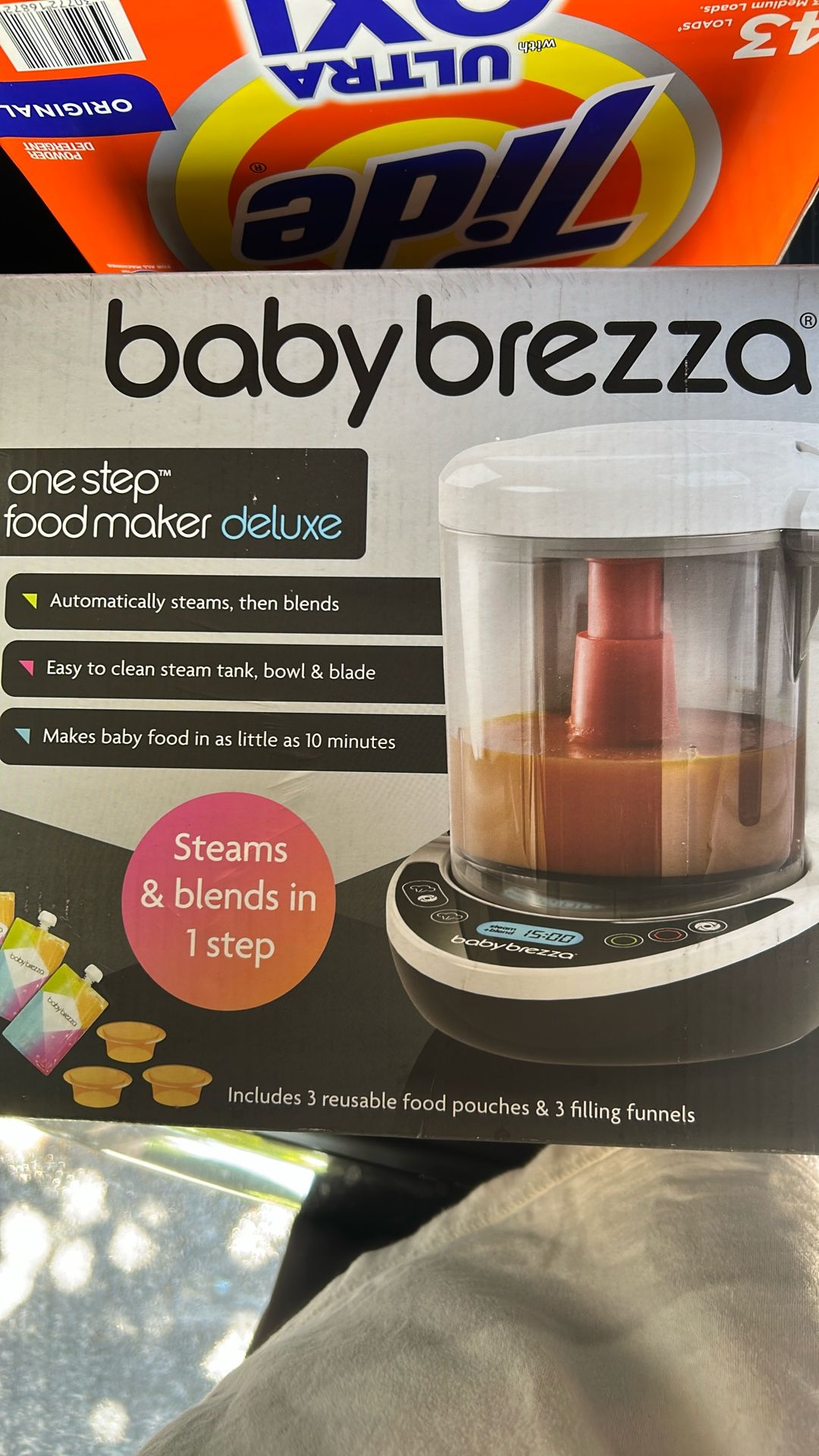 Baby Brezza Brand New Unopened Box 90$
