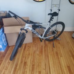 Brand New Giant Talon 2 29er  Xl 