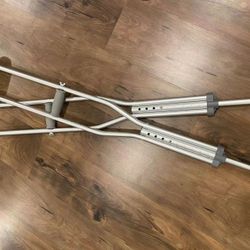 Crutches 