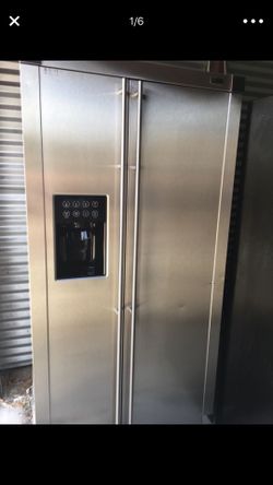Ge monogram stainless steel refrigerator