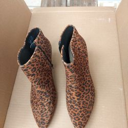 Clarks Collection Boots Women's Shoes Size 9.5D