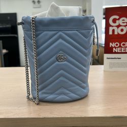 Gucci bucket bag 